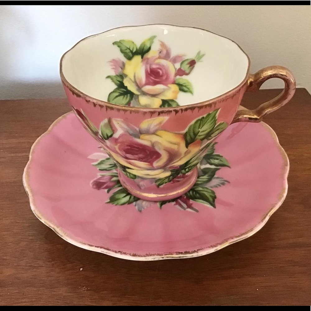 Vintage Saji Japan Fine Bone China Teacup and Saucer